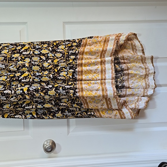 176. Pretty Garden Yellow Black Floral High Low Maxi Ruffe Dress Size Large - Picture 6 of 6